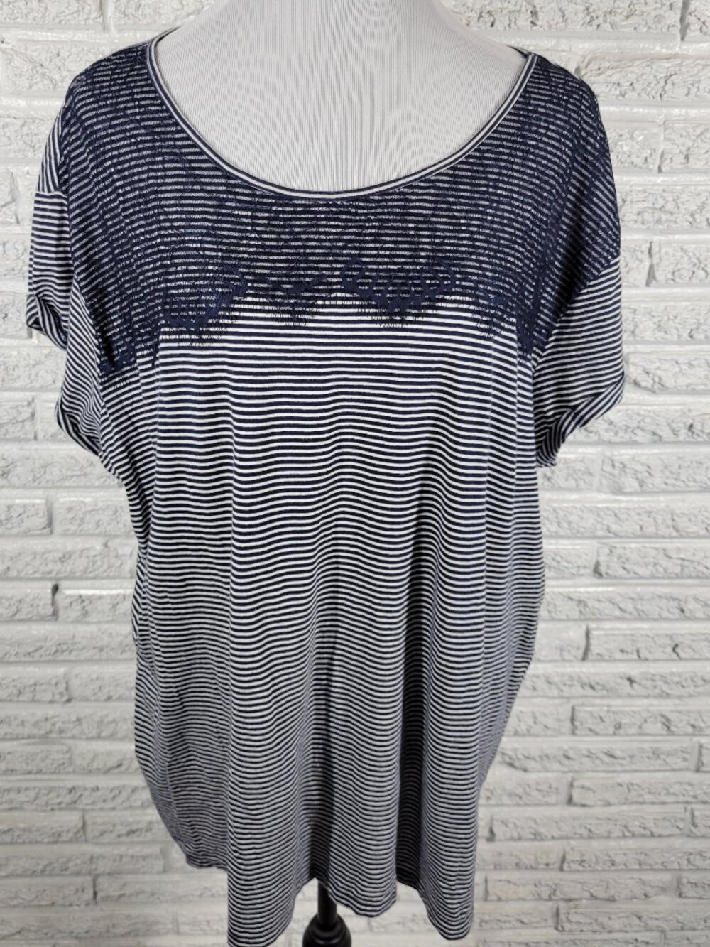 Sonoma Womens Tee 1X Plus Blue White Striped Lace Trim Short Sleeve STR98E